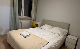 airport cybernetyki2 inn